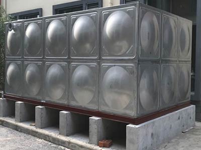 沈陽不銹鋼水箱采用什么材質(zhì)的比較好?